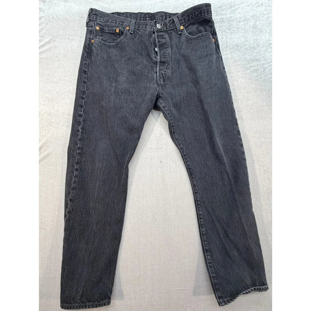 Levi Men Black Denim 501 Jeans Size 38/29 Button Fly